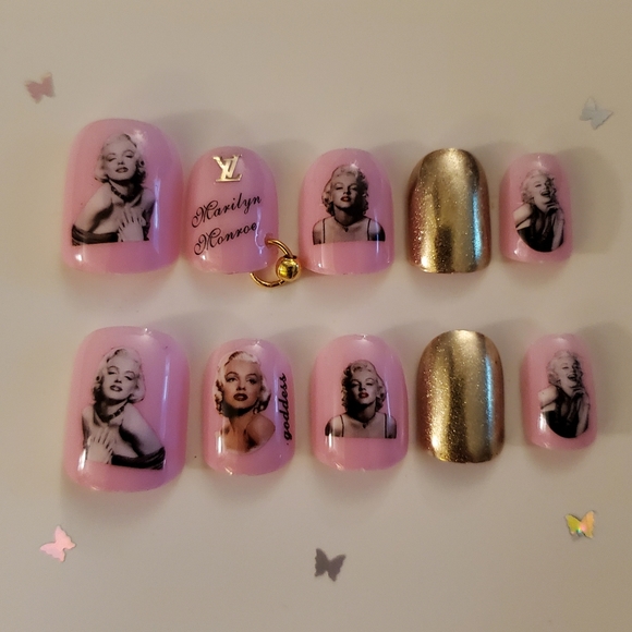 Nails 💅 - Picture 5 of 7